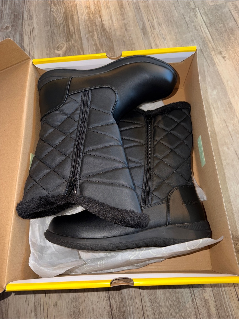 Khombu Quilted Black Faux-Fur Cuff Winter Boots with Side Zip